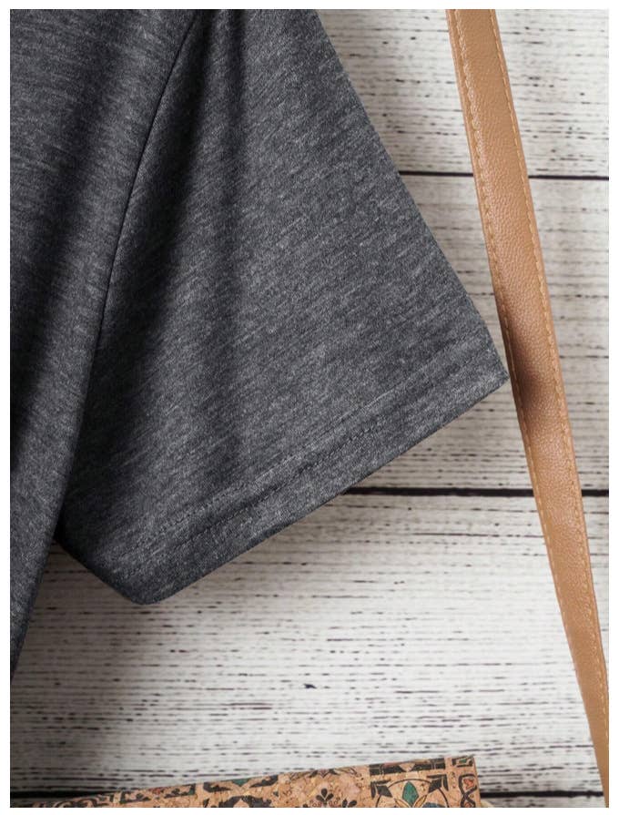 Queen of Hearts Poker Tumbler Graphic Short-sleeve T-shirt