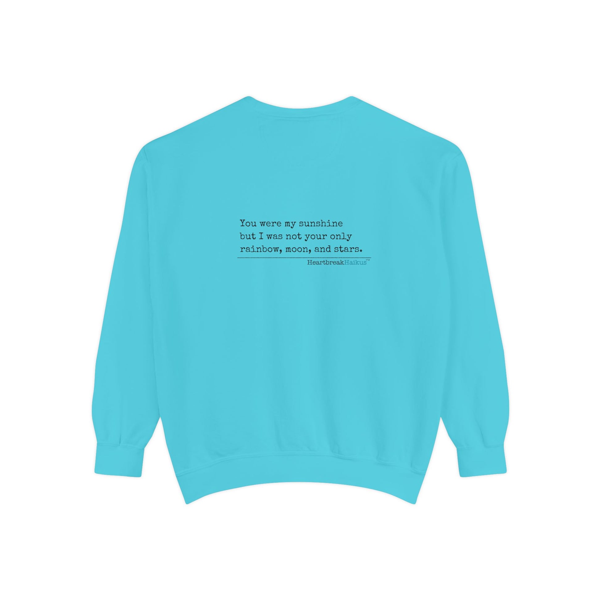 Luxurious comfort and style are what this unisex, garment-dyed sweatshirt is all about. It's made with 80% ring-spun cotton and 20% polyester and the fabric is 3-end garment-dyed, ring-spun, color-blast fleece with a 100% cotton face. Each sweatshirt come